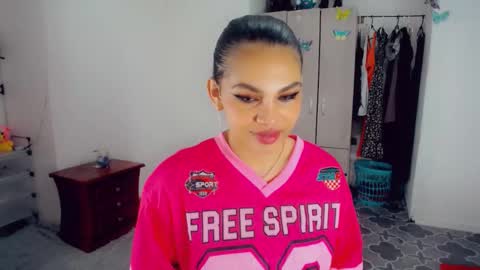 emma online show from September 2025 10:11:01 PM