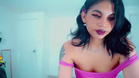 emma online show from October 2025 12:00:01 AM