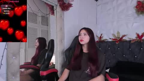 emma_dl2 online show from December 2025 12:12:02 PM