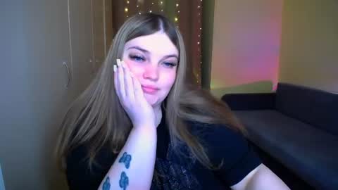 Snapshot of emma_dorn chatting on June 2026 09:58:02 AM Eva online show from June 2026 09:58:02 AM