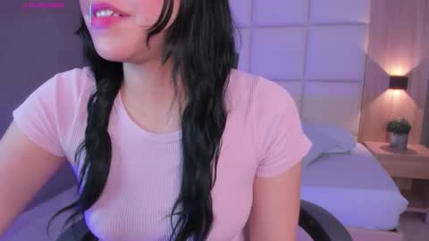 Snapshot of emma_fhox chatting on January 2026 02:35:02 AM E M M A online show from January 2026 02:35:02 AM