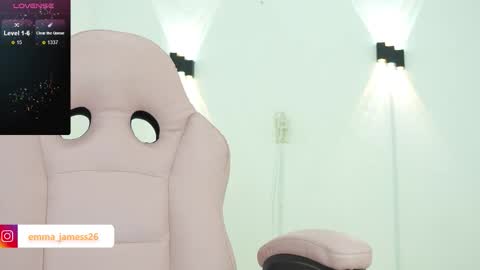 Snapshot of emma_jamess chatting on March 2026 03:34:01 AM emma_jamess online show from March 2026 03:34:01 AM