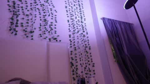 Snapshot of emma_johnson_ chatting on December 2025 02:42:02 AM emma_johnson_ online show from December 2025 02:42:02 AM