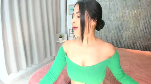 Snapshot of emma_johnsson1 chatting on July 2026 07:17:02 AM emma_johnsson1 online show from July 2026 07:17:02 AM
