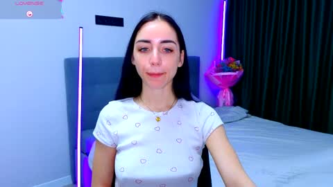 Snapshot of emma_jordan chatting on April 2026 07:31:01 AM Emma online show from April 2026 07:31:01 AM