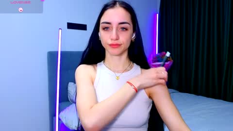 Snapshot of emma_jordan chatting on April 2026 03:01:01 PM Emma online show from April 2026 03:01:01 PM