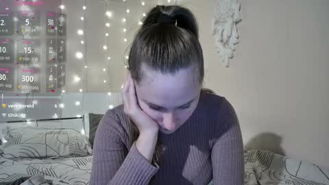 emma_just online show from September 2025 07:06:02 PM