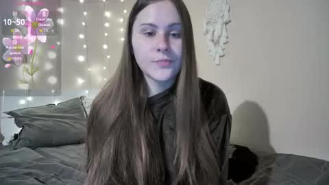 emma_just online show from September 2025 08:42:02 AM