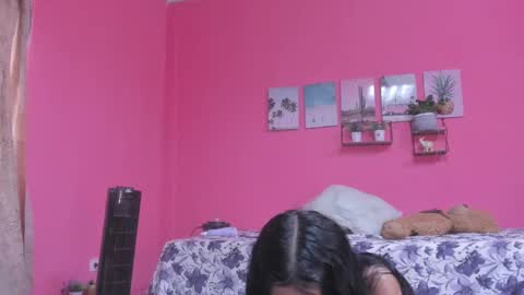 Snapshot of emma_lean chatting on December 2024 12:33:02 PM whises lits online show from December 2024 12:33:02 PM