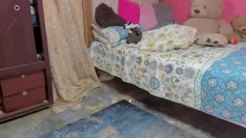 Snapshot of emma_lean chatting on February 2025 12:48:01 PM whises lits online show from February 2025 12:48:01 PM