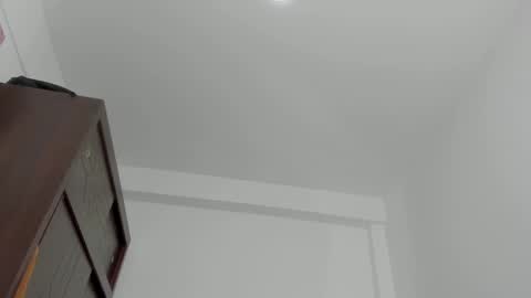 Snapshot of emma_lean chatting on September 2025 12:07:01 PM whises lits online show from September 2025 12:07:01 PM