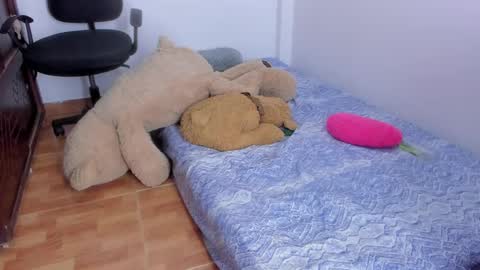 Snapshot of emma_lean chatting on September 2025 11:13:02 AM whises lits online show from September 2025 11:13:02 AM