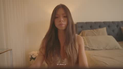 Snapshot of emma_lu1 chatting on March 2026 04:13:01 PM emma_lu1 online show from March 2026 04:13:01 PM