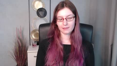 Snapshot of emma_lust94 chatting on December 2024 10:06:02 AM emma online show from December 2024 10:06:02 AM