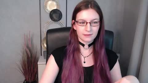 Snapshot of emma_lust94 chatting on December 2024 09:30:02 AM emma online show from December 2024 09:30:02 AM