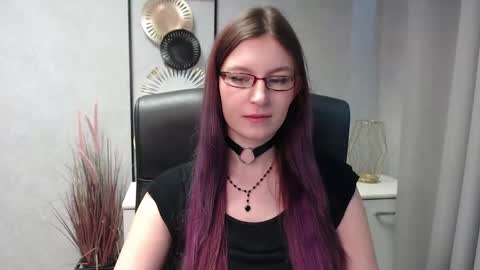 Snapshot of emma_lust94 chatting on December 2024 10:34:02 AM emma online show from December 2024 10:34:02 AM