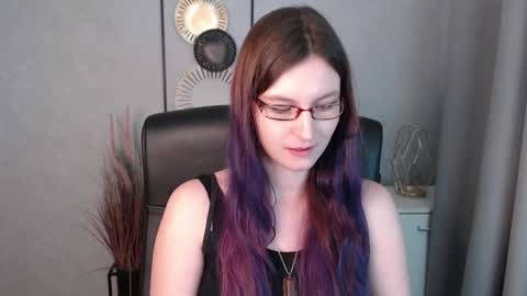 Snapshot of emma_lust94 chatting on January 2025 10:16:01 AM emma online show from January 2025 10:16:01 AM