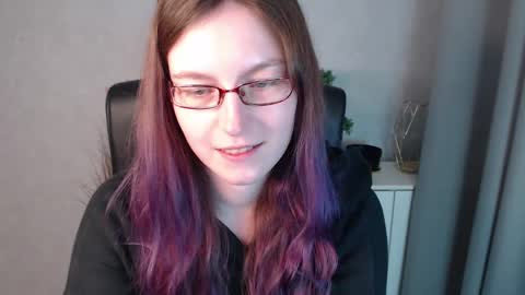 Snapshot of emma_lust94 chatting on January 2025 09:37:02 AM emma online show from January 2025 09:37:02 AM