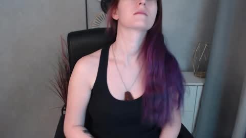 Snapshot of emma_lust94 chatting on January 2025 06:34:02 AM emma online show from January 2025 06:34:02 AM