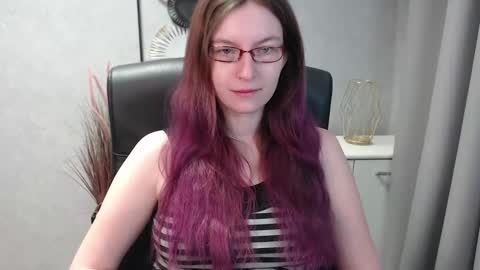 Snapshot of emma_lust94 chatting on January 2025 06:39:01 AM emma online show from January 2025 06:39:01 AM