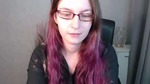 Snapshot of emma_lust94 chatting on January 2025 10:10:01 AM emma online show from January 2025 10:10:01 AM