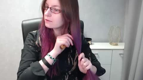 Snapshot of emma_lust94 chatting on February 2025 07:36:02 AM emma online show from February 2025 07:36:02 AM