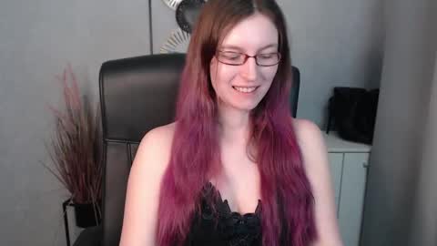 Snapshot of emma_lust94 chatting on February 2025 09:41:01 AM emma online show from February 2025 09:41:01 AM