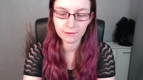 Snapshot of emma_lust94 chatting on February 2025 10:12:02 AM emma online show from February 2025 10:12:02 AM