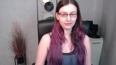 Snapshot of emma_lust94 chatting on February 2025 06:39:01 AM emma online show from February 2025 06:39:01 AM