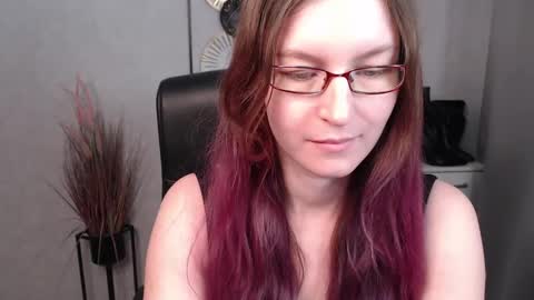 Snapshot of emma_lust94 chatting on February 2025 10:26:01 AM emma online show from February 2025 10:26:01 AM