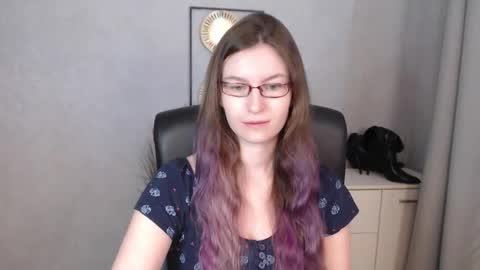 Snapshot of emma_lust94 chatting on September 2025 05:19:02 AM emma online show from September 2025 05:19:02 AM