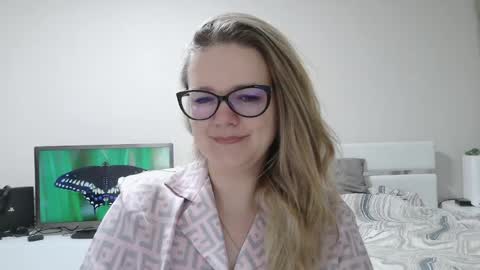 Snapshot of emma_misty_ chatting on March 2026 08:12:01 PM emma_misty_ online show from March 2026 08:12:01 PM