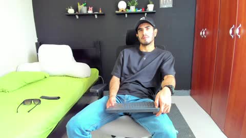 emma online show from December 2024 03:25:02 PM