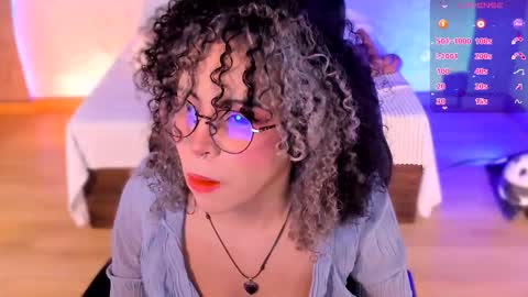 Snapshot of emma_nakamura chatting on February 2026 10:18:02 AM online show from February 2026 10:18:02 AM