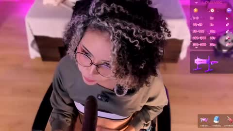 Snapshot of emma_nakamura chatting on March 2026 10:22:02 AM online show from March 2026 10:22:02 AM