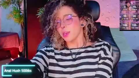 Snapshot of emma_nakamura chatting on July 2026 10:20:01 AM online show from July 2026 10:20:01 AM