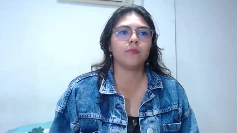 emma nicols online show from January 2026 11:59:02 AM