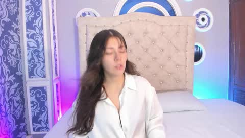 EMMA  online show from March 2026 12:09:01 PM