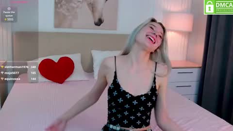 Emma online show from February 2025 08:11:02 PM