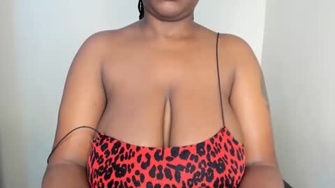 emma_remi online show from December 2024 03:37:02 AM