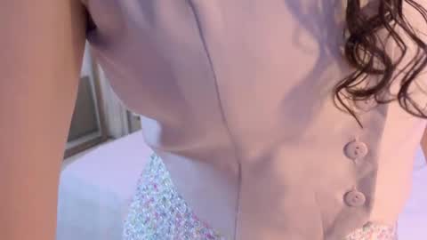 Snapshot of emma_ricco chatting on April 2026 08:54:02 PM Emma online show from April 2026 08:54:02 PM