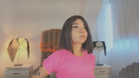 Ema online show from November 2025 12:18:02 PM