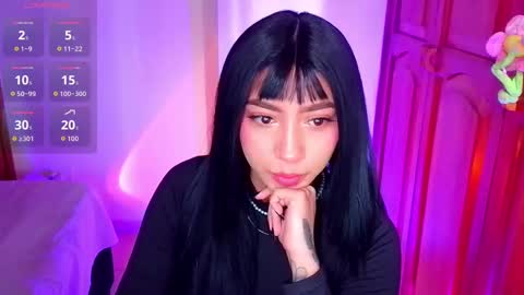 Emma web online show from October 2025 03:20:02 PM