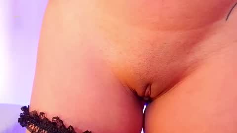 Emma web online show from October 2025 05:36:02 PM