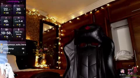 Emma online show from December 2024 10:57:02 PM