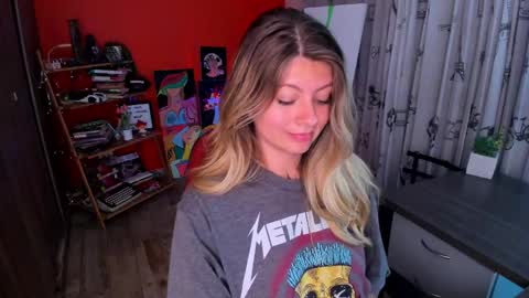 Snapshot of emmaa_hostt chatting on February 2025 01:23:02 AM Ema .l. online show from February 2025 01:23:02 AM