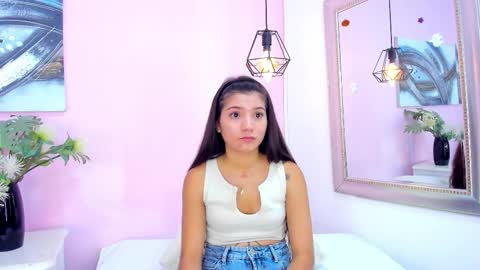 Emma  online show from November 2025 04:45:02 PM