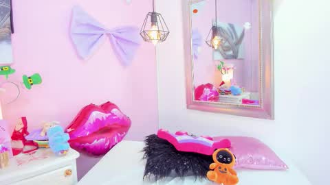 Snapshot of emmaa_sandoval chatting on March 2026 05:30:01 PM Emma online show from March 2026 05:30:01 PM