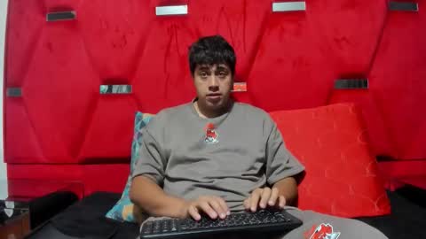 EmmaAndDemon online show from February 2026 12:22:02 PM