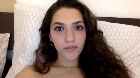 Emma online show from February 2025 09:04:02 PM